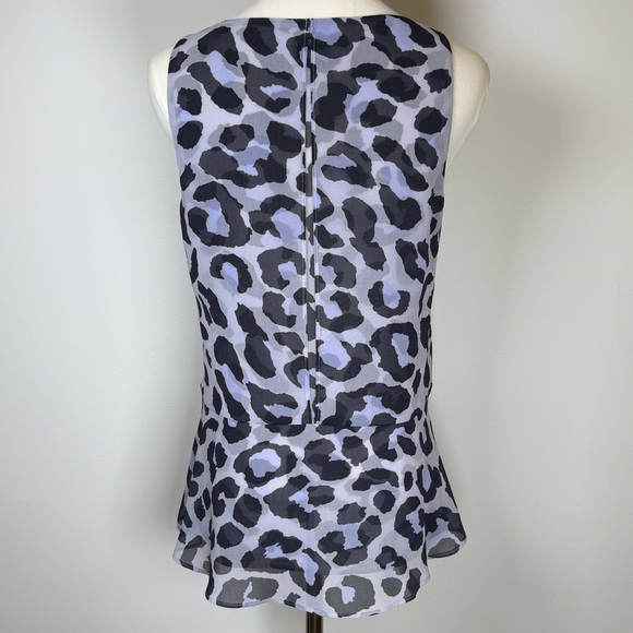 CAbi ‘Feline Flounce’ Leopard Print Purple Sleeveless Blouse Women’s Size XS - Picture 5 of 11